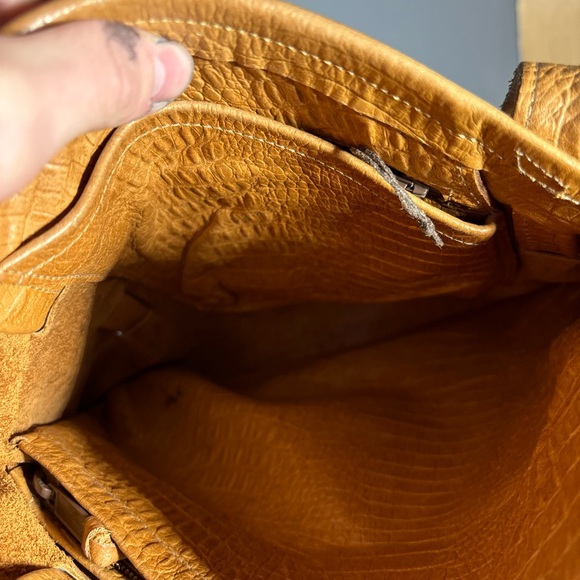 Tom Thomas Leathers Croc Embossed Leather Bag - Picture 4 of 11